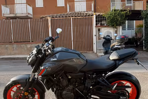 Yamaha mt-07