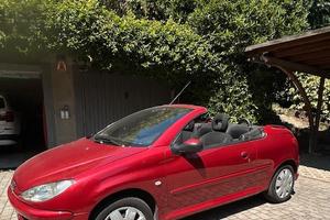 Peugeot 206 CC rossa