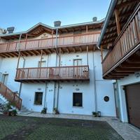 ACCOGLIENTE MONOCAMERA ALL'ULTIMO PIANO - COMPL...