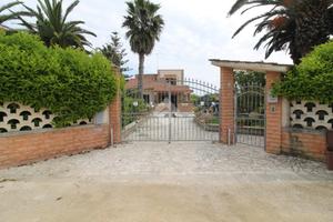 VILLA SINGOLA A BRINDISI