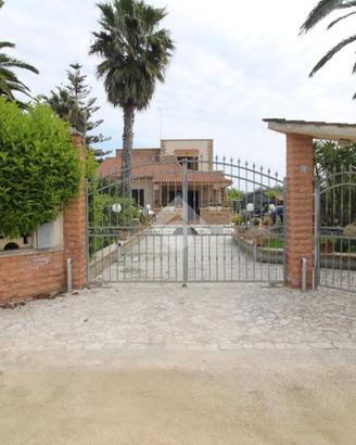 VILLA SINGOLA A BRINDISI