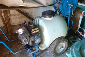 Motopompa irroratrice a benzina