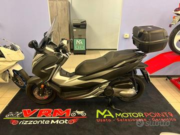 Honda Forza 300