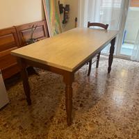 Tavolo in Legno