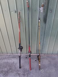 lotto canne da pesca e accessori vintage 