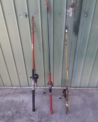 lotto canne da pesca e accessori vintage 