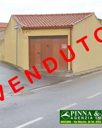 NURACHI - Autorimessa / Garage con Cortile