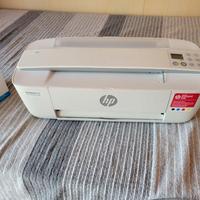 Stampante multifunzione colori HP DeskJet 3750
