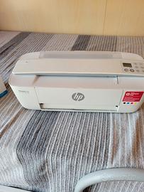 Stampante multifunzione colori HP DeskJet 3750