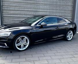 Audi A5 3.0TDI *S-LINE