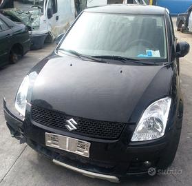 SUZUKI SWIFT1.3 16V 4X4 68 KW BENZ.- 4° serie