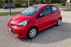 Toyota Aygo 1.0 12V VVT-i 5 porte Active Connect