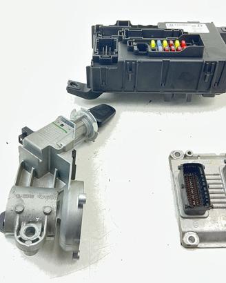 KIT CHIAVE OPEL Corsa D 3P 1° Serie 55557932 (06>