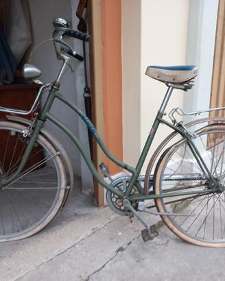 Bicicletta modello americana