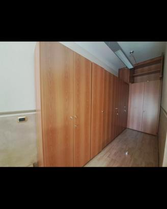 ARREDAMENTO UFFICIO COMPLETO