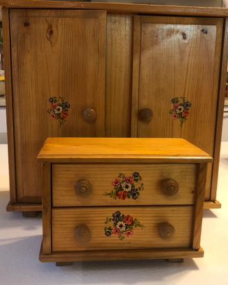 Barbie e Ken originali con armadio e cassettone