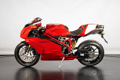 Ducati 749 R - 2004