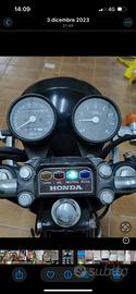 Conta km e cerchio ppsteriore x honda 500four