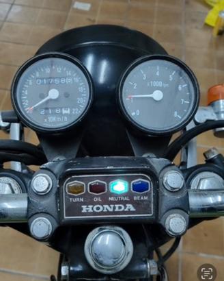 Conta km e cerchio ppsteriore x honda 500four
