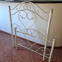 Letto singolo in ferro battuto 