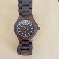 Orologio in legno Bewell