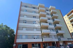 4 LOCALI A ANCONA