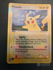 Pikachu carta collezionismo Pokemon