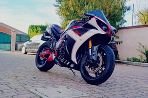 Yamaha R1 bigbang
