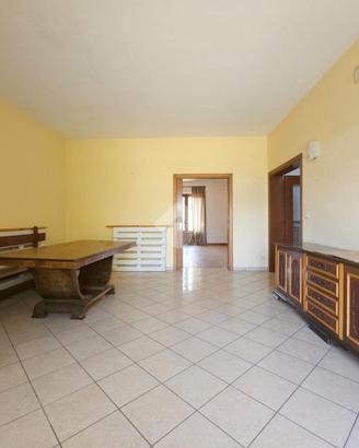 CASA INDIPENDENTE A RODIGO