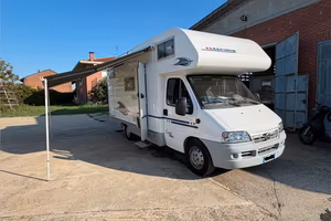ADRIA ADRIATIK CORAL 630 DK 2.8 JTD – 2004