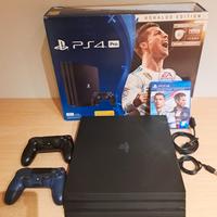 PS 4 PRO 1 TB completa di 2 joypad