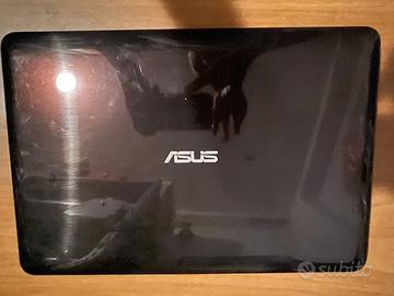 Notebook Asus f556u i5 6a gen / 4 gb ram