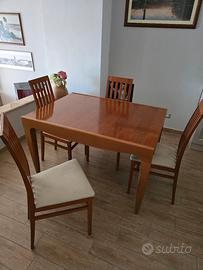 Tavolo allungabile Calligaris con 4 sedie – ottime