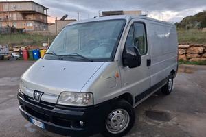 Peugeot boxer 2.8jtd clima