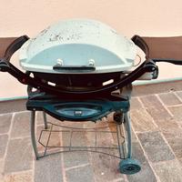 Barbecue Gas Weber Q usato con carrello