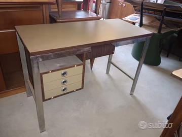 Scrivania Design Modernariato