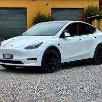 Tesla Model Y RWD Nuova