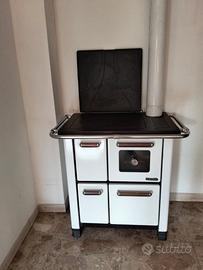 Cucina a legna "Classica 350" Dal Zotto.