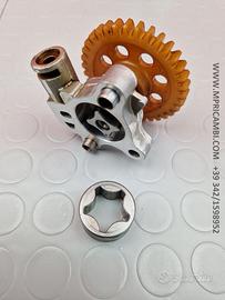 POMPA OLIO KTM DUKE 125 2013 2014 RC 2011 2012