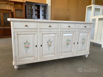 Credenza in legno nuova decorata