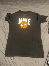 Tshirt nike ragazzi13-15 anni XL