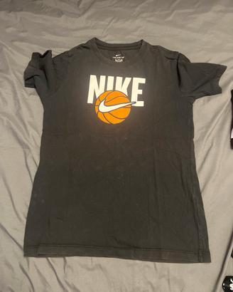 Tshirt nike ragazzi13-15 anni XL