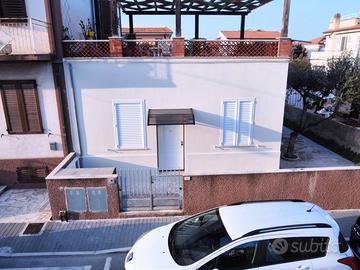 Monolocale con corte e Gazebo Civitanova Marche