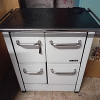 Stufa a legna putage