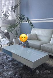 Tavolino in vetro con piedini acciaio