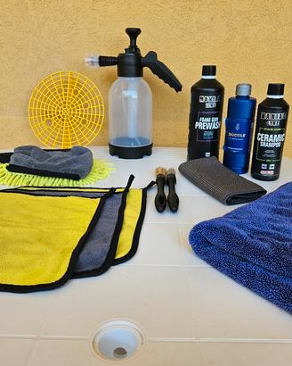 Kit completo di lavaggio auto - Car detailing.
