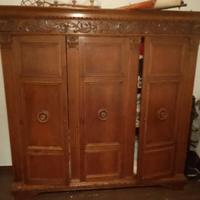 Armadio tre ante antiquariato