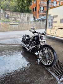 Harley-Davidson Softail Breakout - 2015