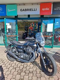 Moto Guzzi V7 III
