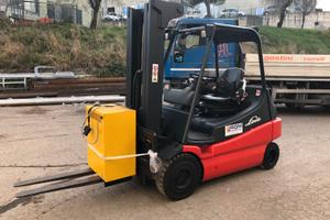 LINDE E5 CON BATTERIA ECCELLENTE